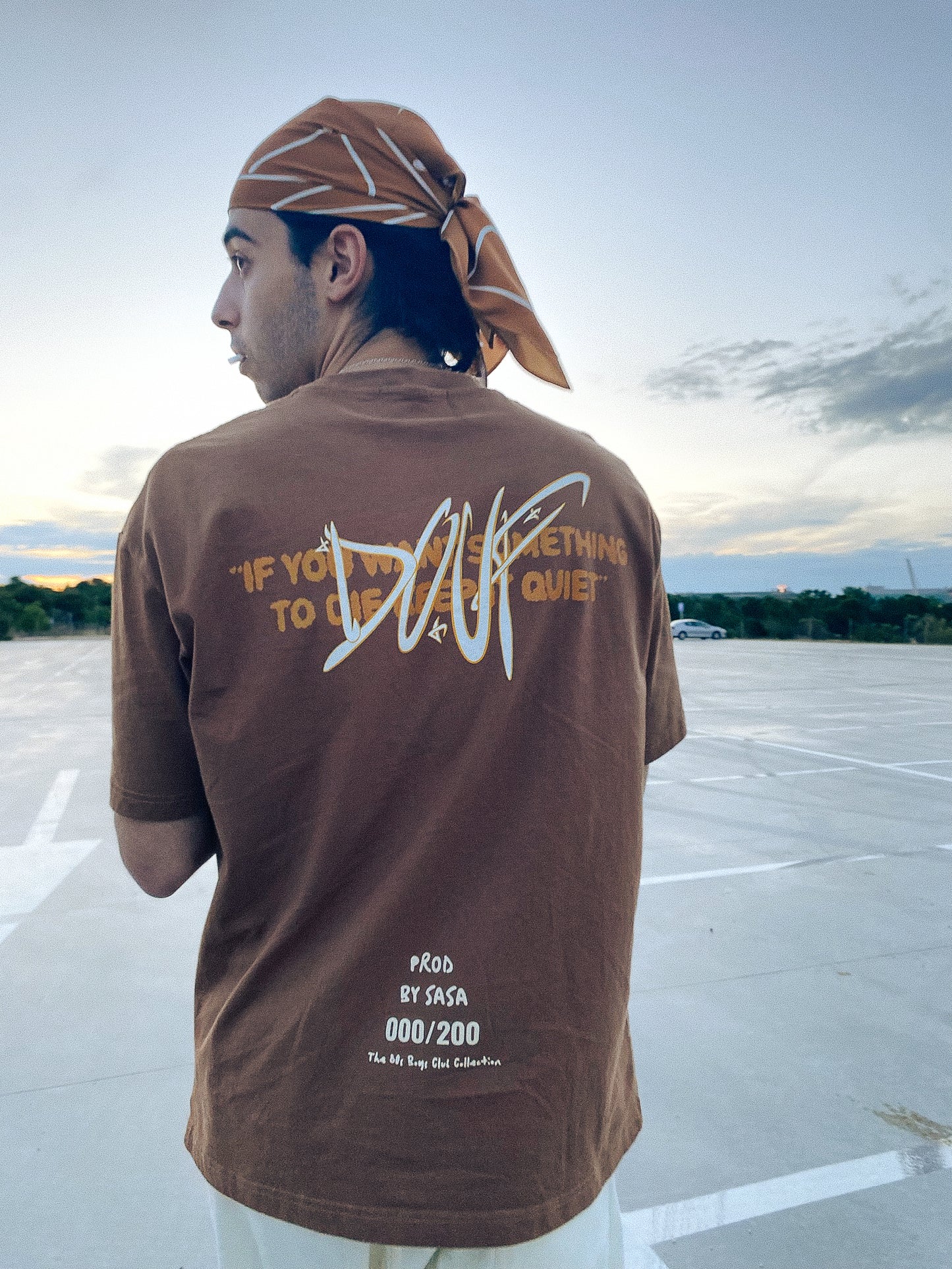 "THE WAY" BROWN TEE - Douf